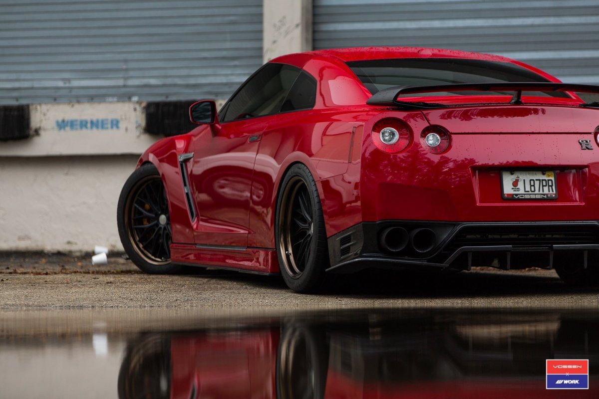 Nissan GTR 35