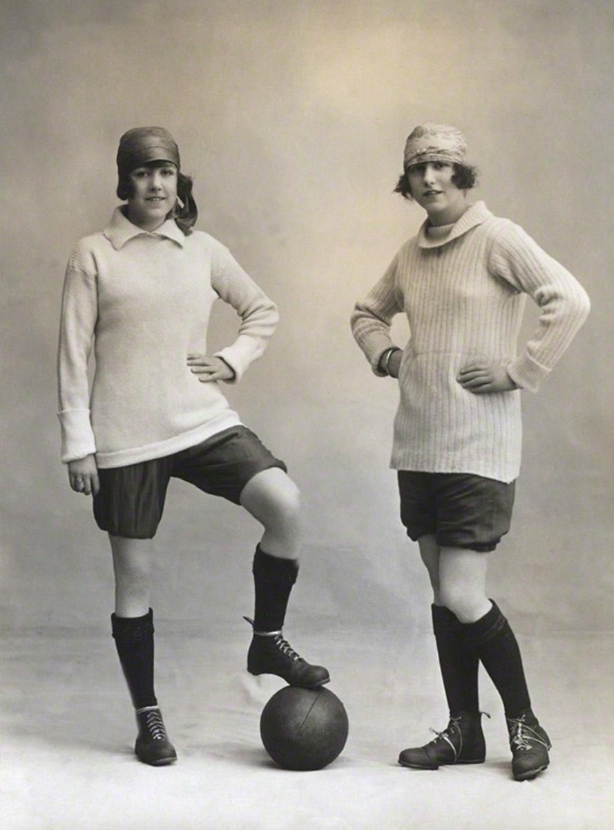 Футбольная мода первой половины 20 века
