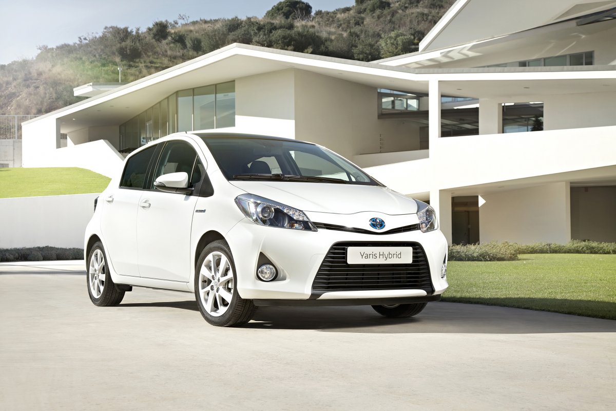 Toyota Yaris 2013 Hybrid