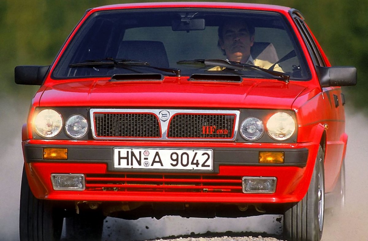 Lancia 831