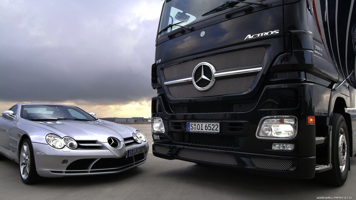 Mercedes Актрос серый