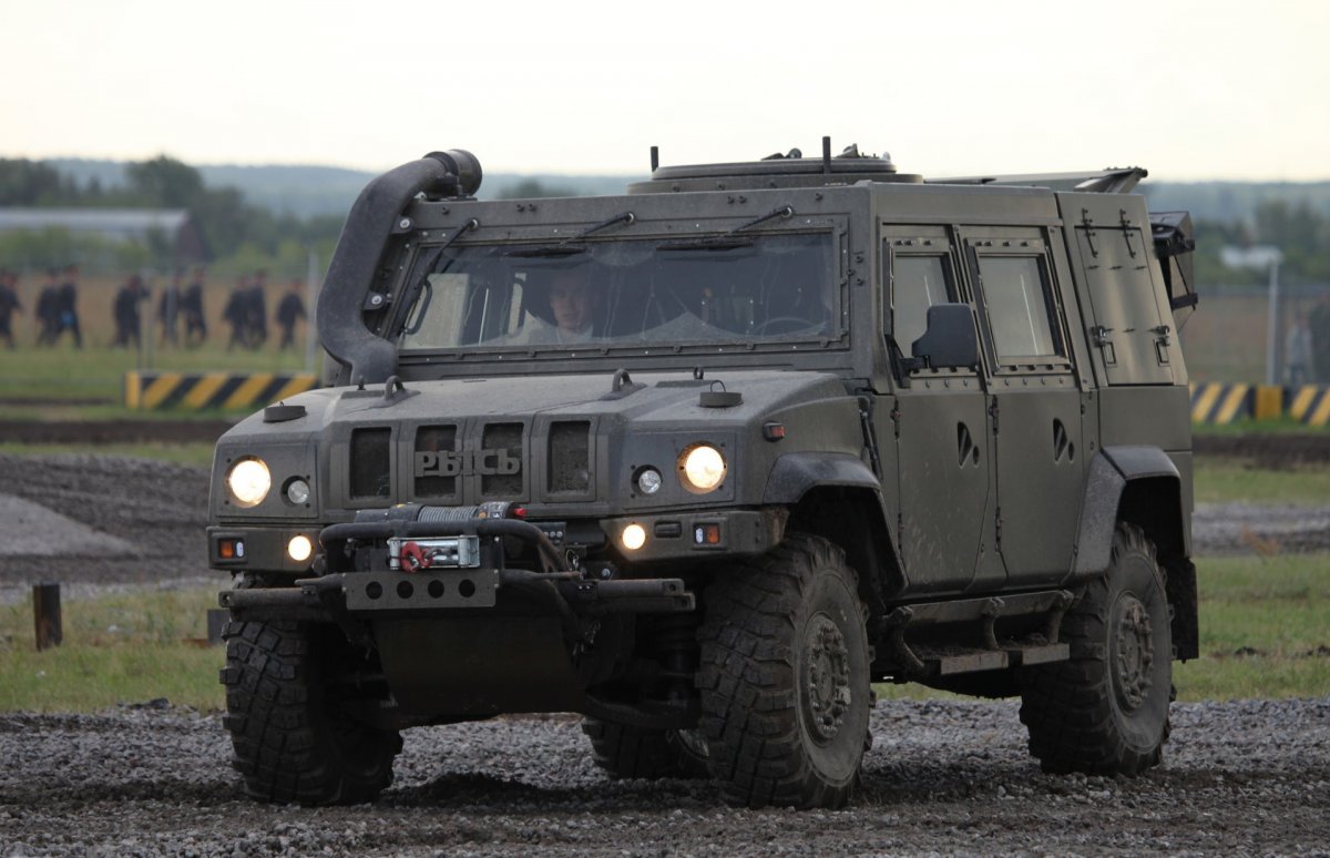 Iveco LMV m65 Рысь
