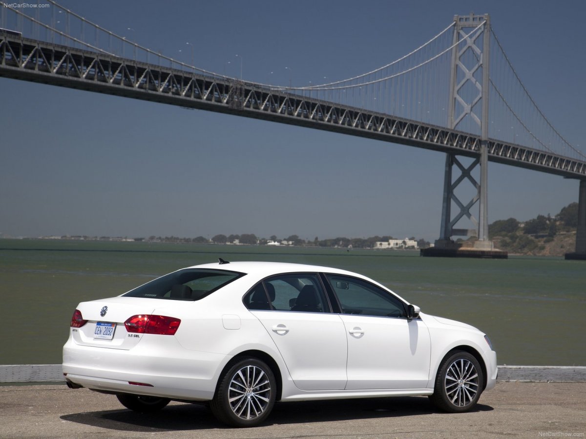 VW Jetta 1