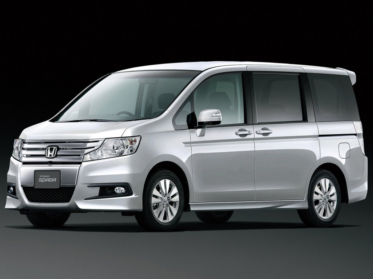 Voxy Alphard