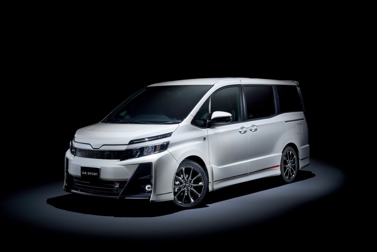 Toyota Noah 2021