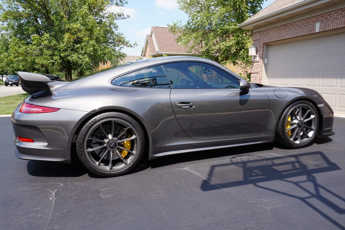 Porsche gt3 Agate Grey