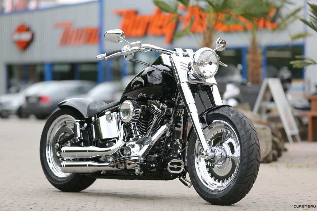 Мотоцикл Harley Davidson fat boy