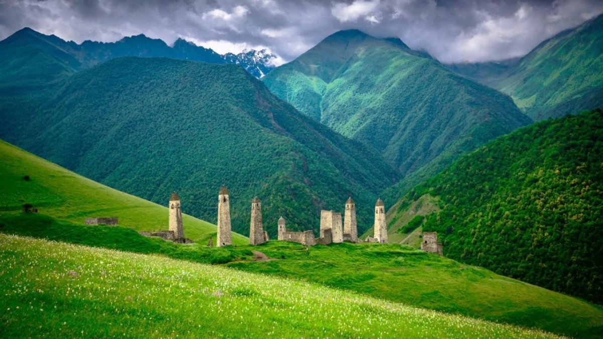 Горы Кавказа Чечня