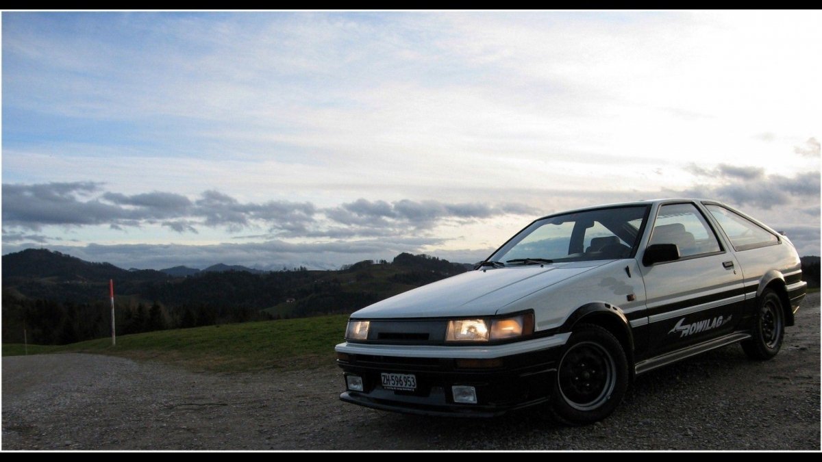 Toyota Corolla ae86 hachiroku
