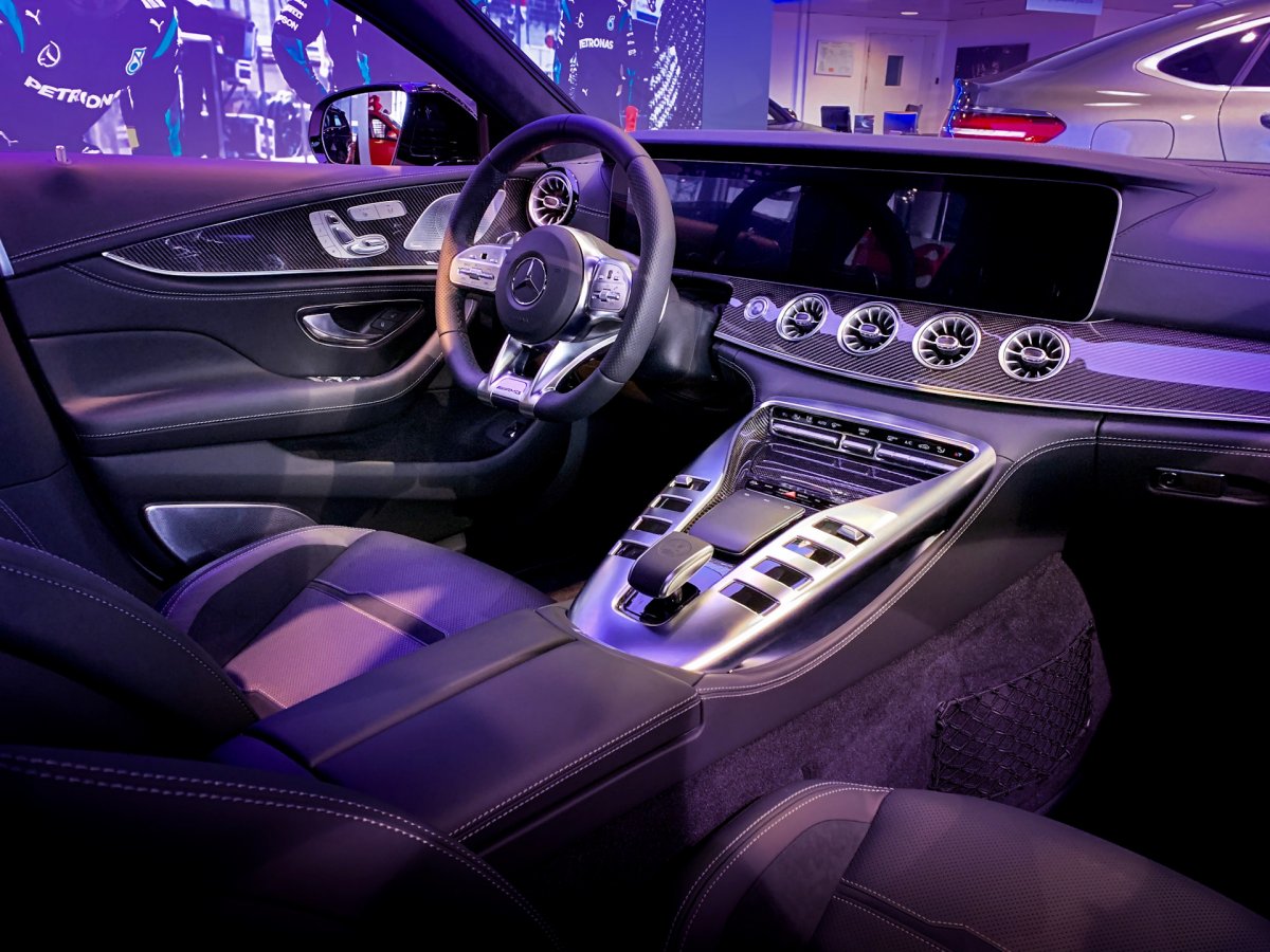 Mercedes CLS 2020 салон
