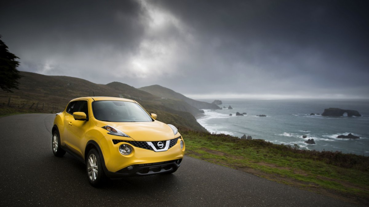 Nissan Juke 2020 желтый