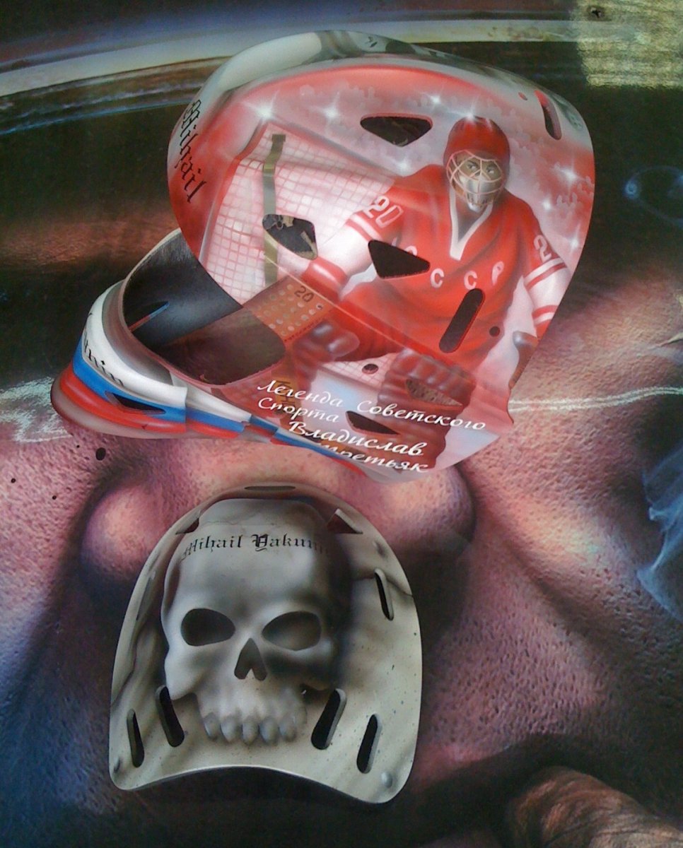 Аэрография на шлеме вратаря хоккей Динамо