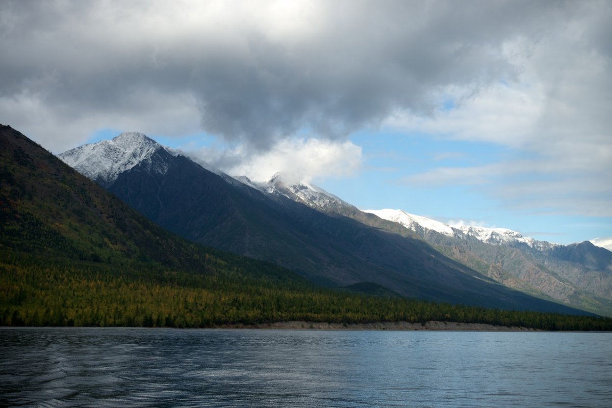 Горы Байкальский хребет