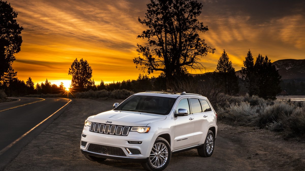 Jeep Grand Cherokee белый