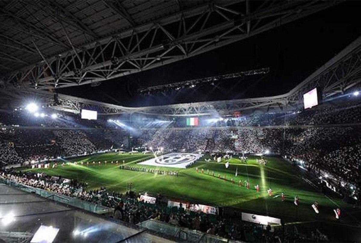 Стадион Альянц Стадиум