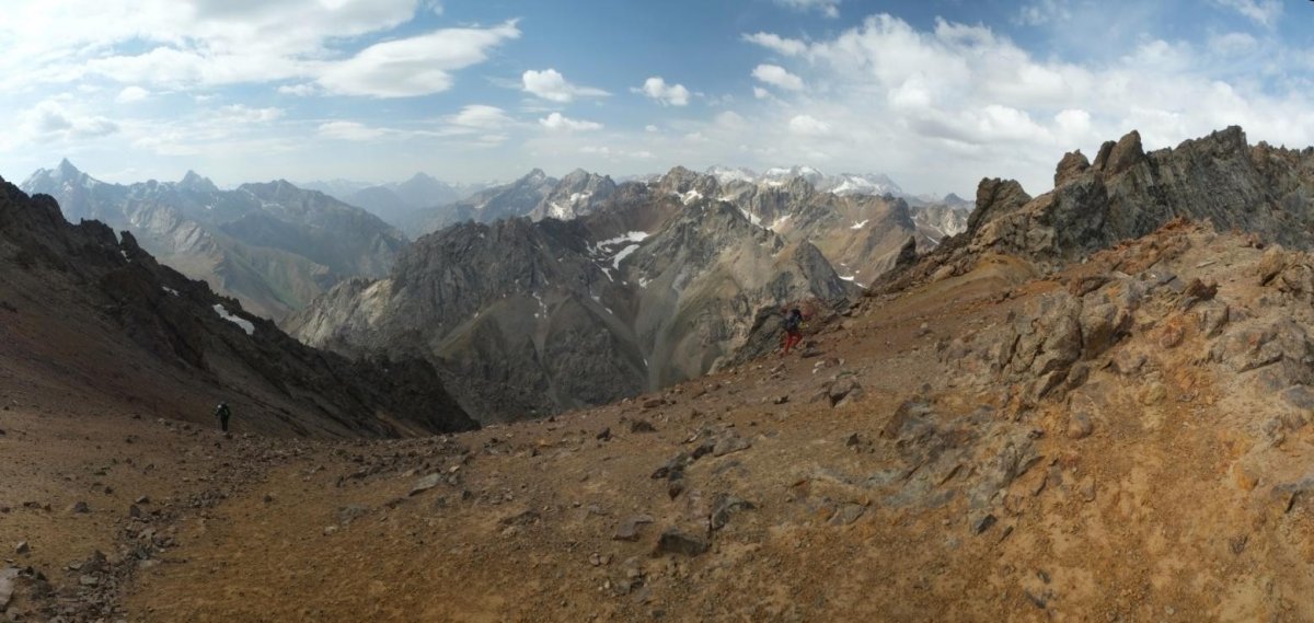 Гиссарские горы на закате Самарканд