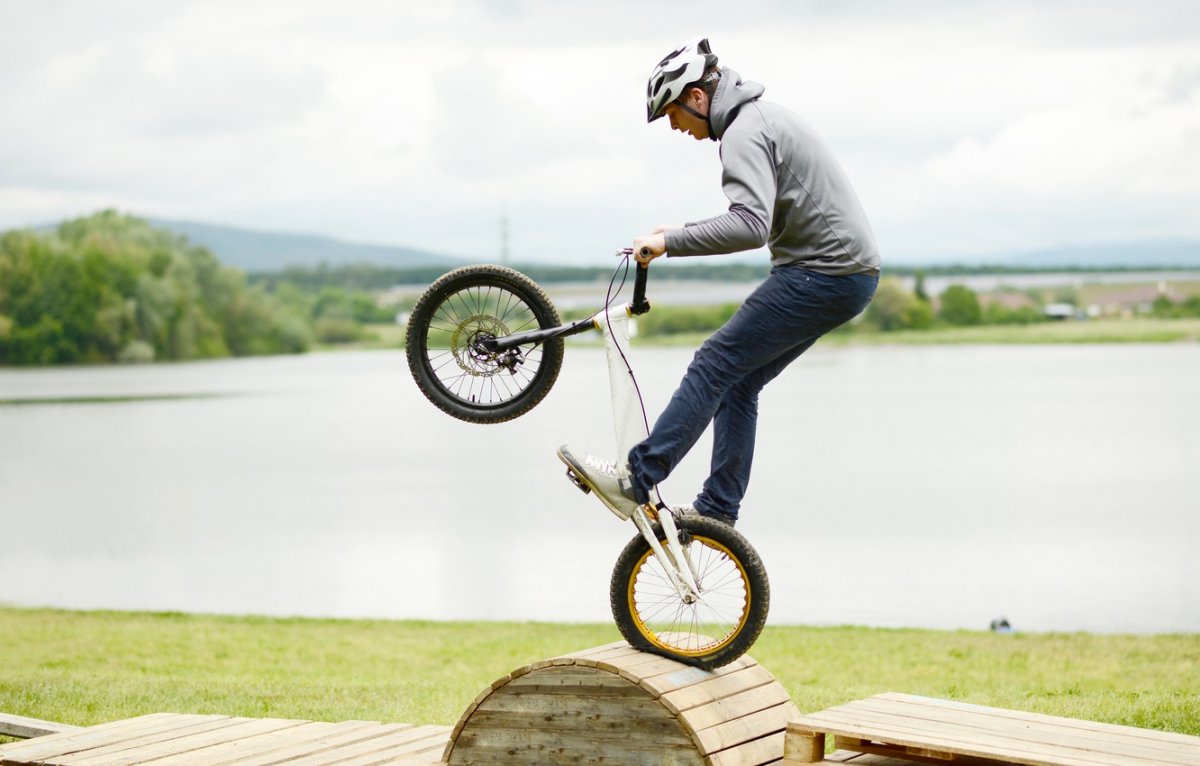 BMX велосипед спорт
