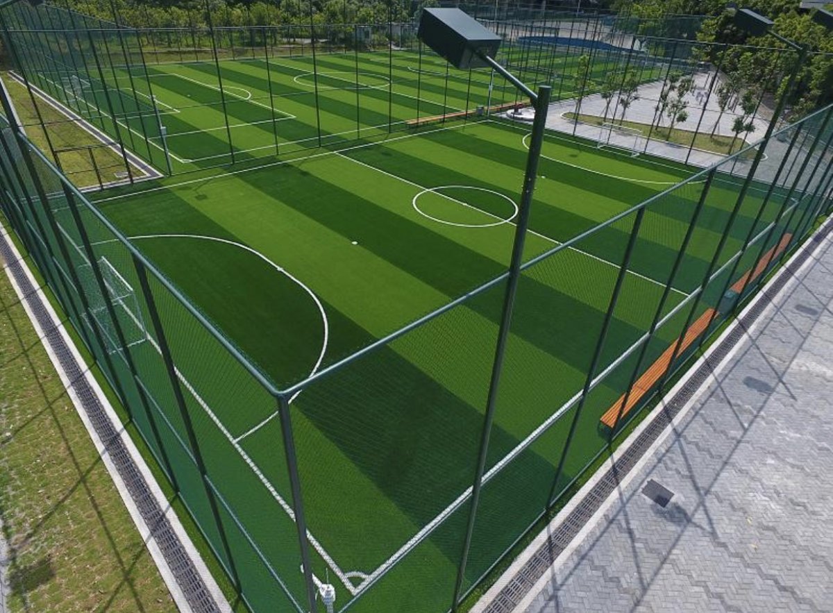 Мобильная футбольная площадка