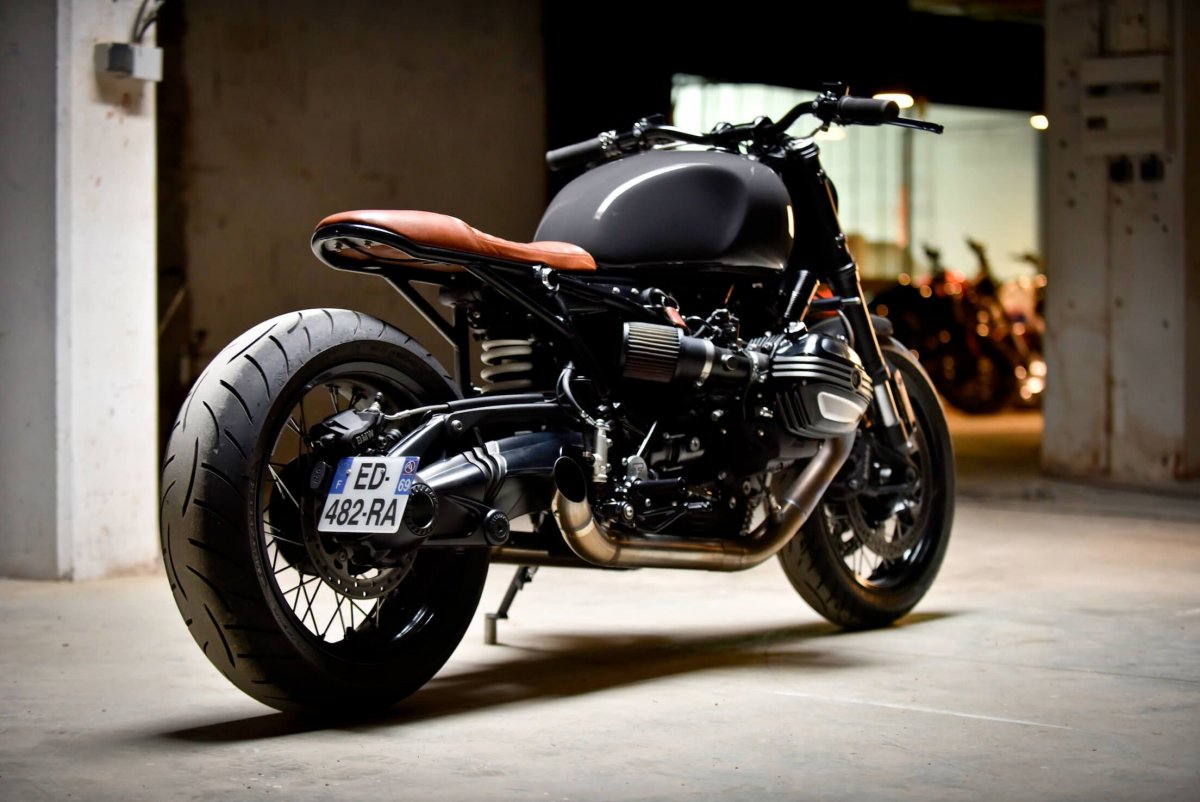 Мото BMW кафе рейсер