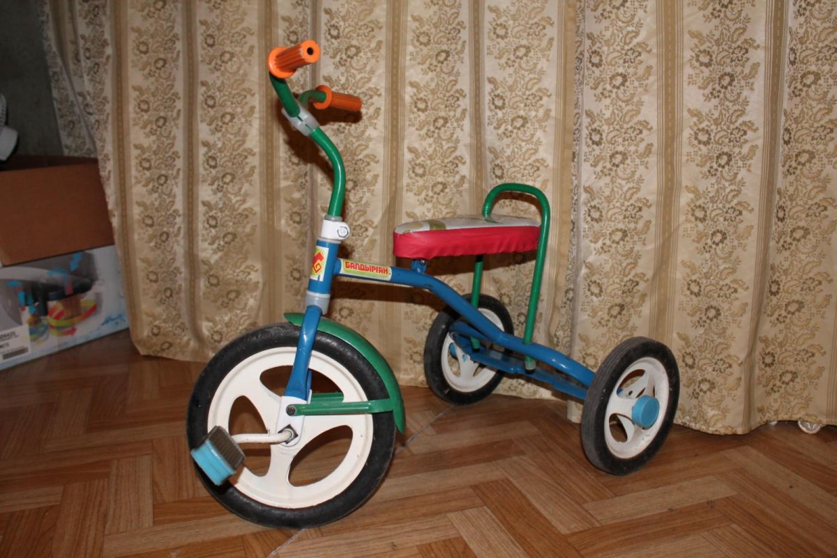 3х колёсный велосипед детский СССР