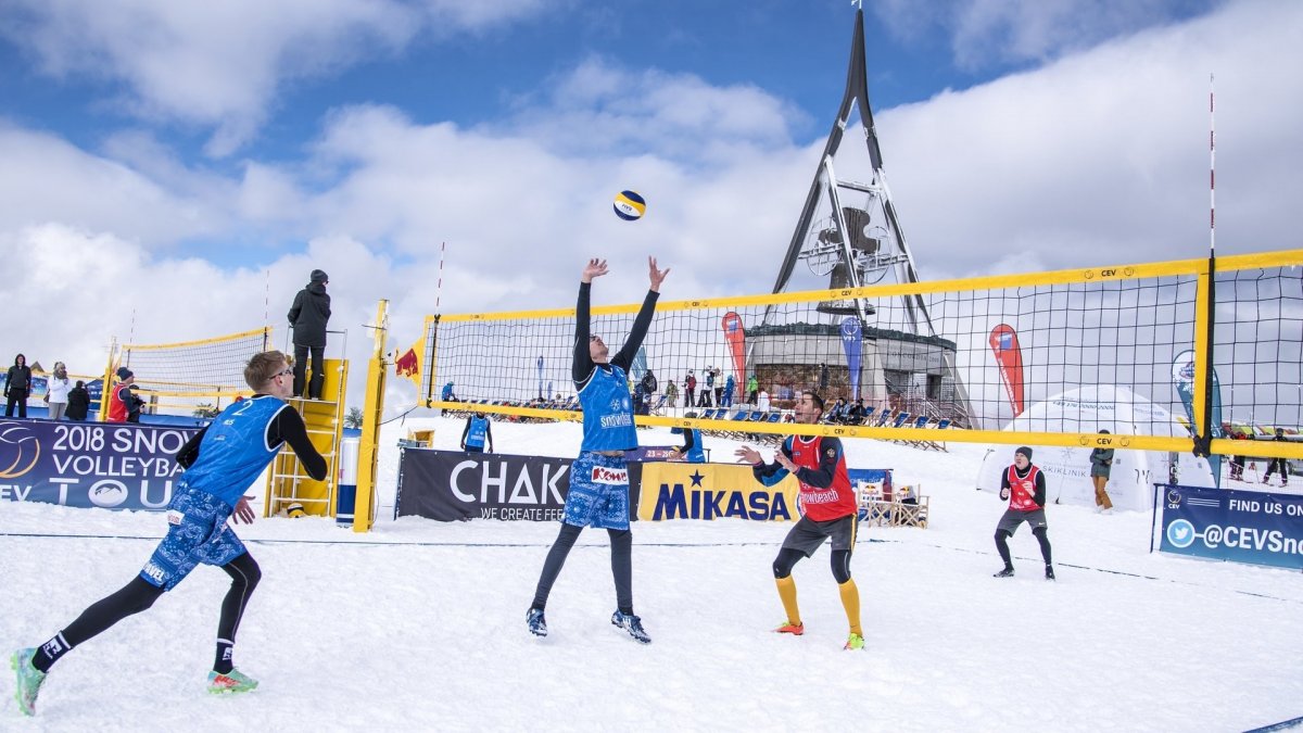 Волейбол на снегу Шерегеш 2022