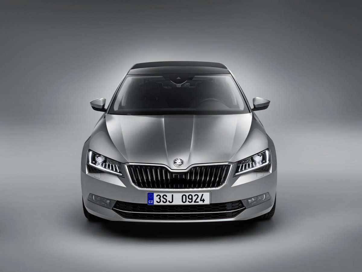 Škoda Superb Sportline 2021