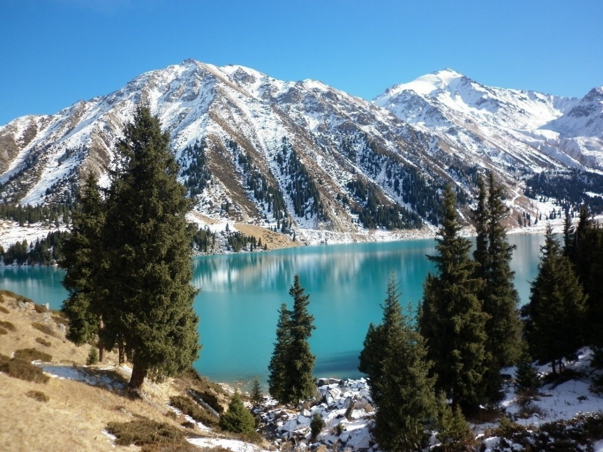 Алматы озеро в горах