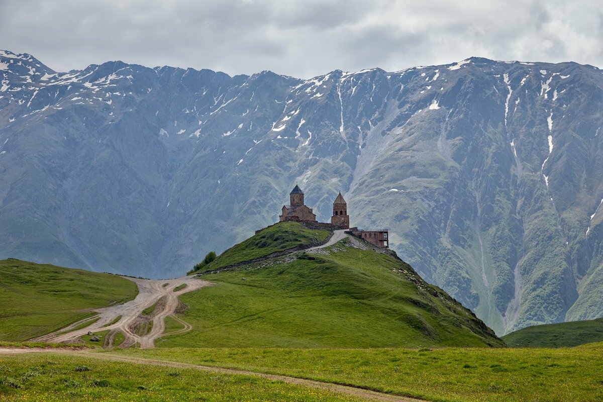 Цминда Самеба