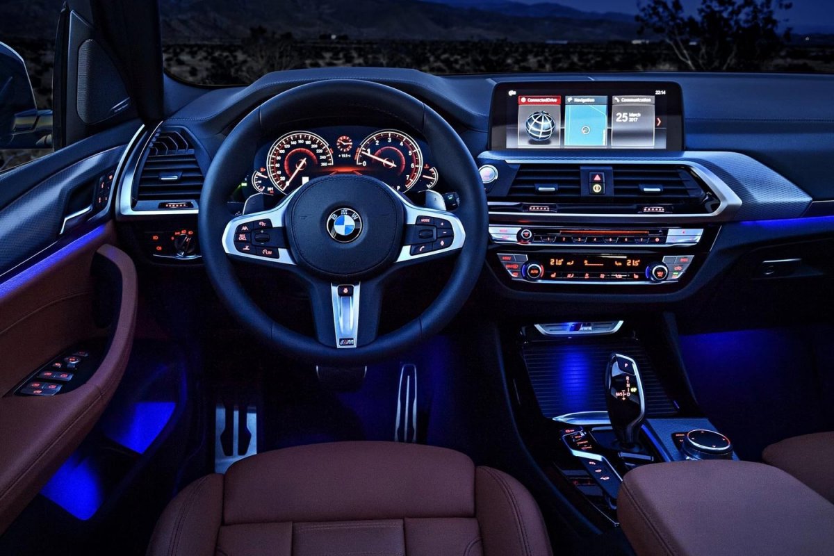 BMW 5 f10 салон ночью