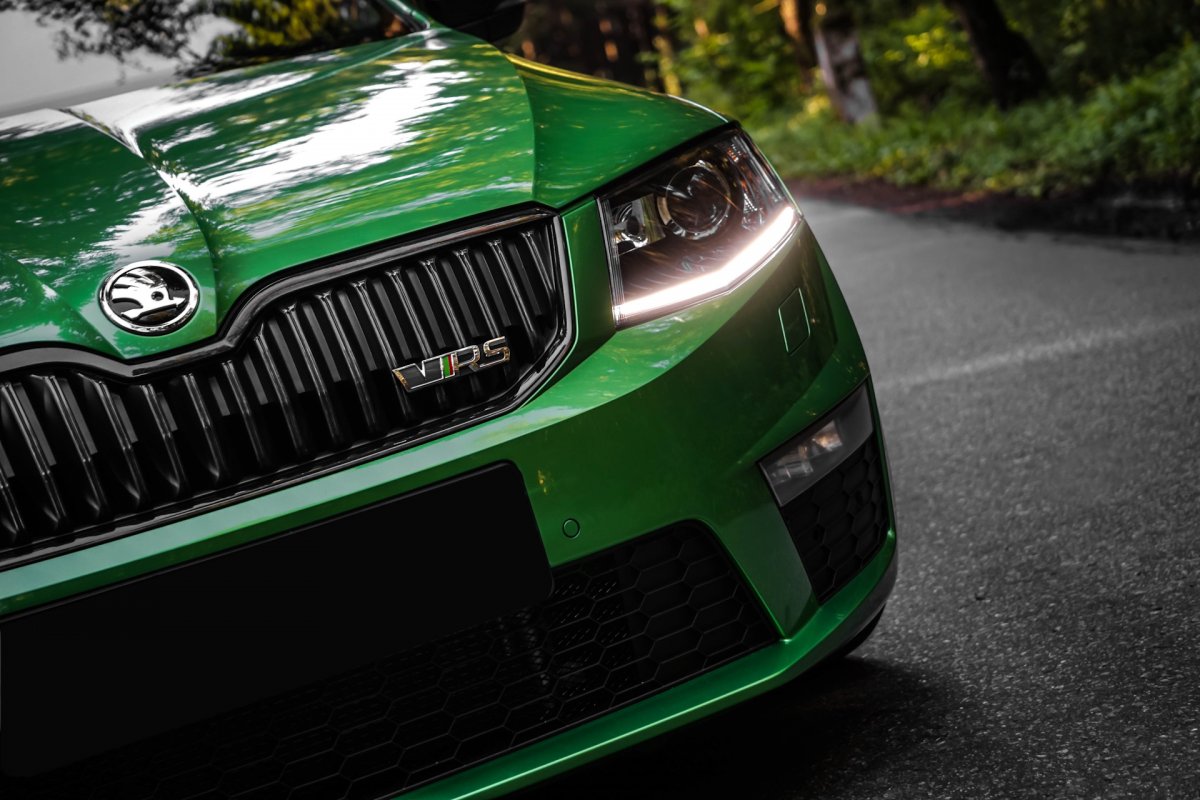 Škoda Octavia RS a7 зеленая