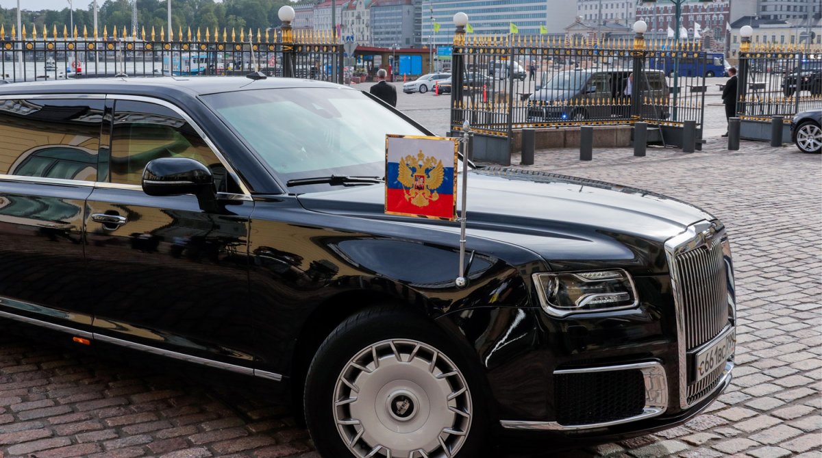 Машина президента Туркменистана Гурбангулы Бердымухаммедов