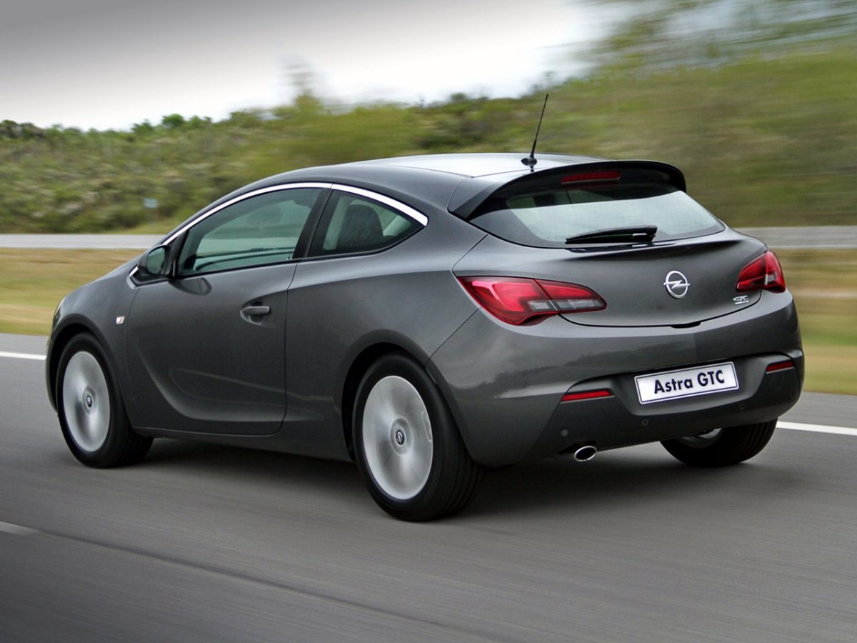 Opel Astra GTC