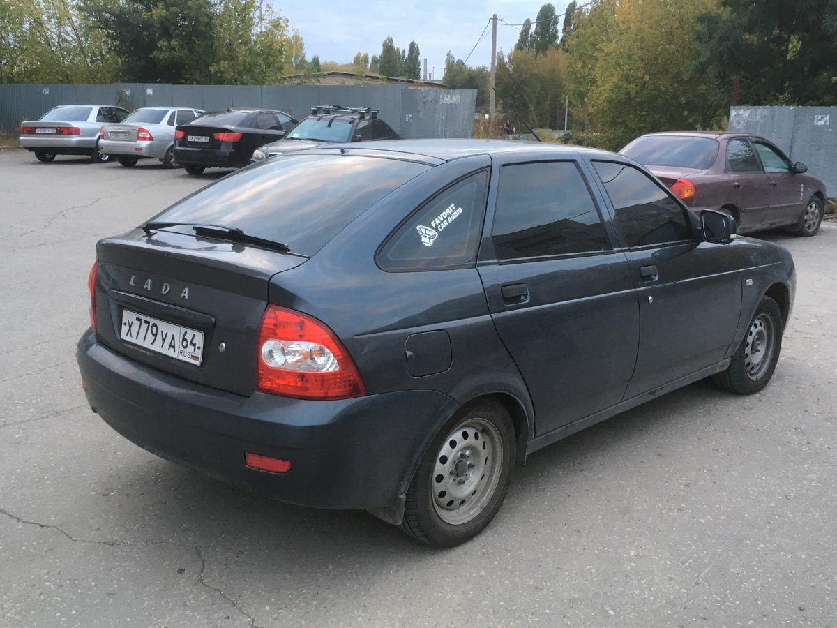 Лада Приора жимолость хэтчбек