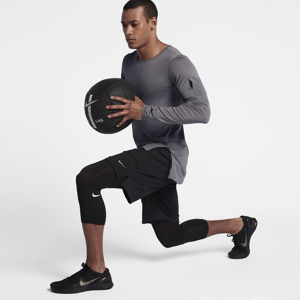 Одежда для фитнеса для мужчин Nike