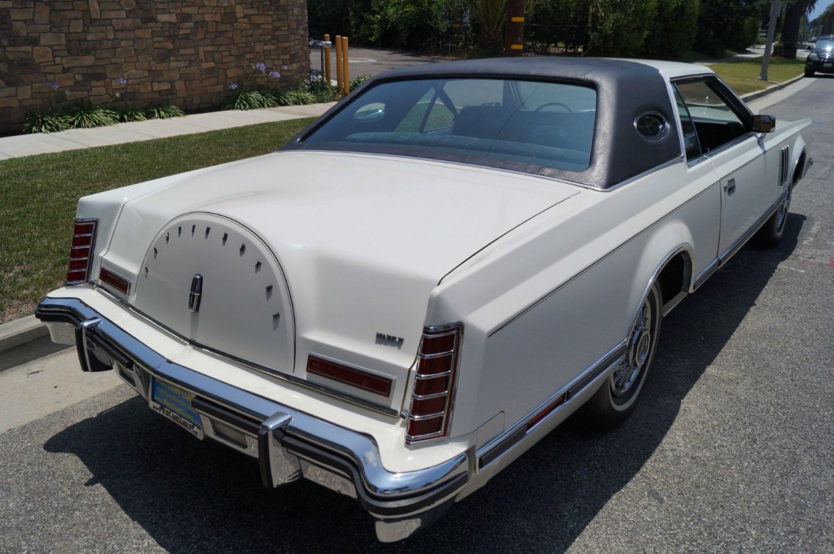 Lincoln Continental Mark v 1979