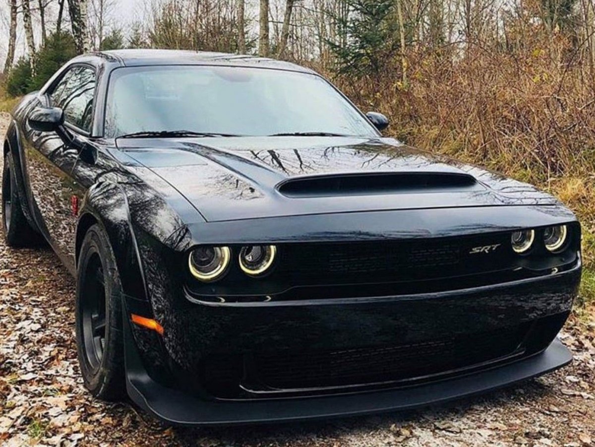 Dodge Challenger srt Demon 2022