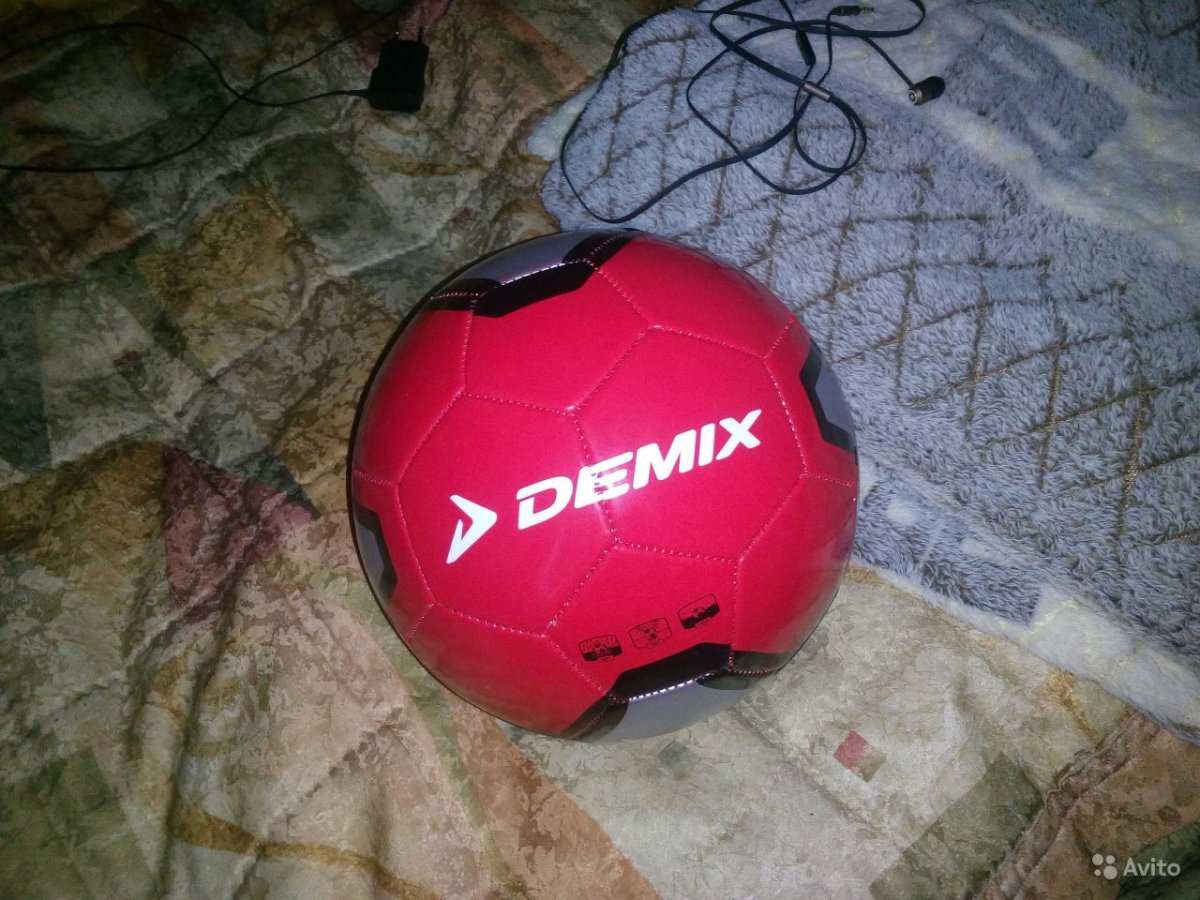 Мини футбольный мяч демикс