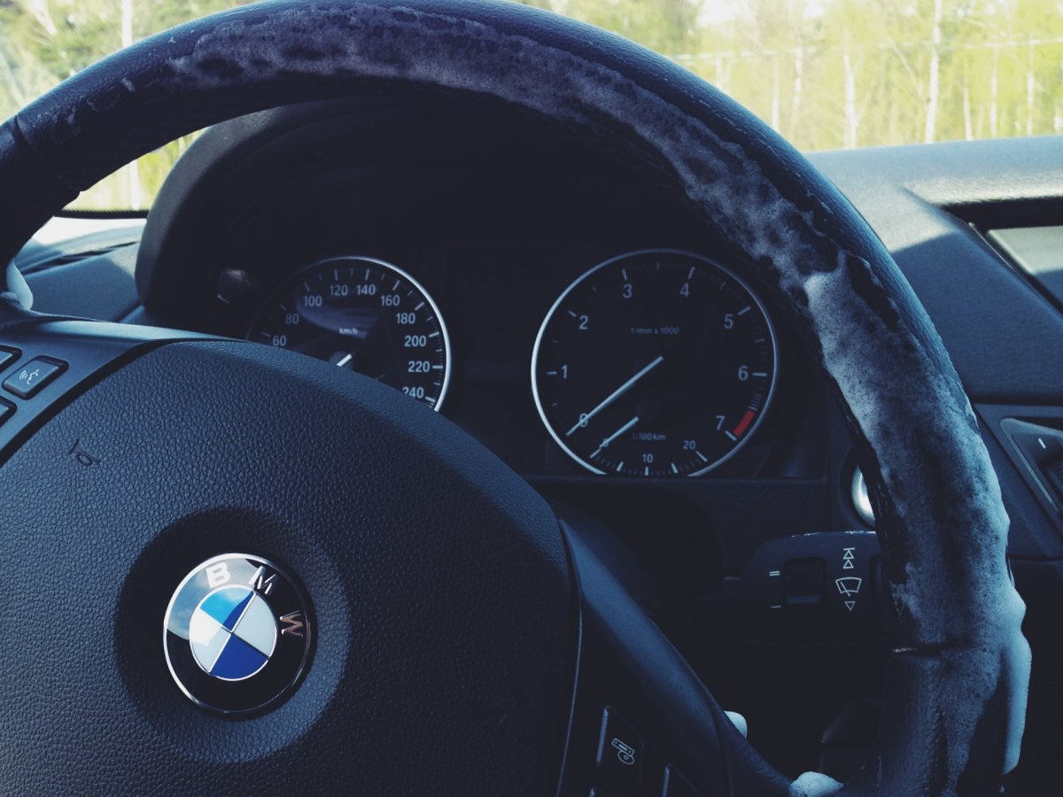 Руль БМВ на заставку
