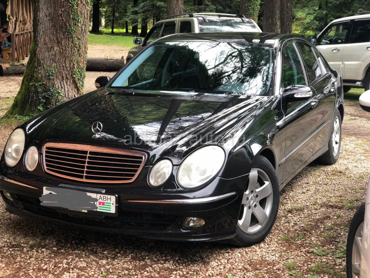 Мерседес е63 212 AMG