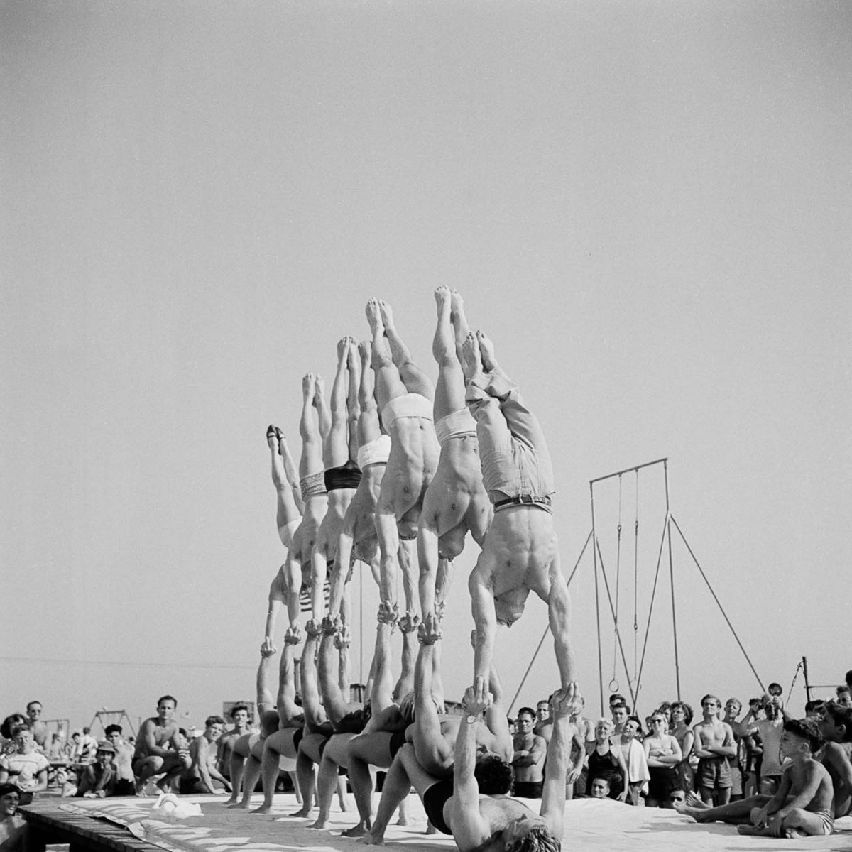 Парад физкультурников 1954 пирамида