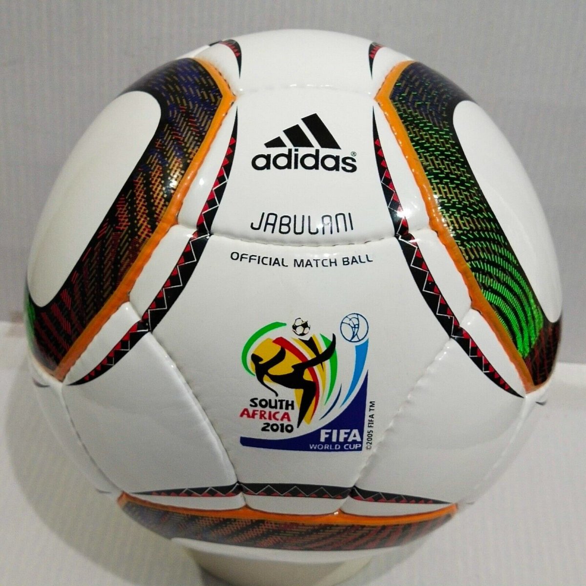 Мяч адидас Jabulani 2010