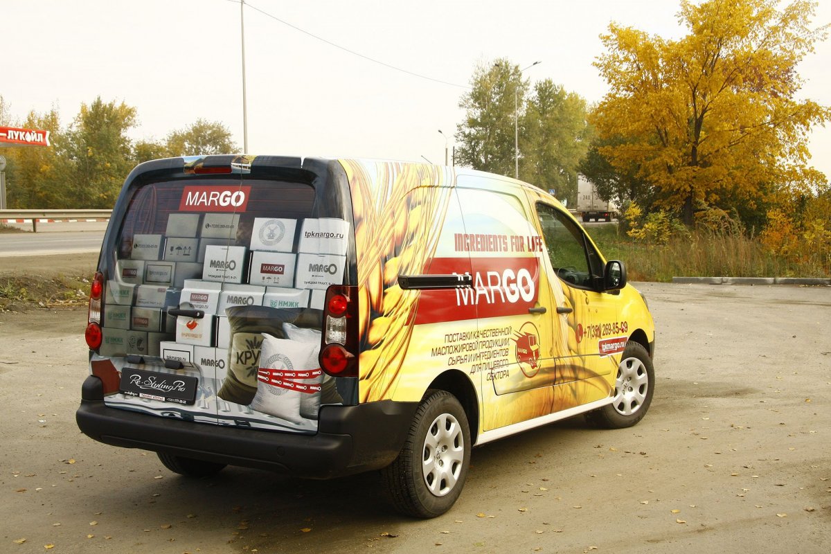 Lada Largus брендирование