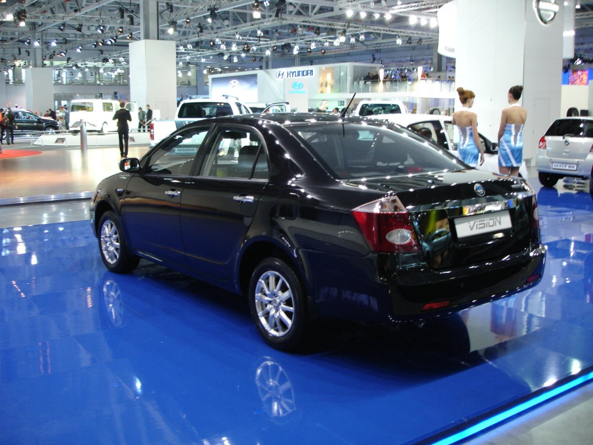 Geely Emgrand ec7 салон