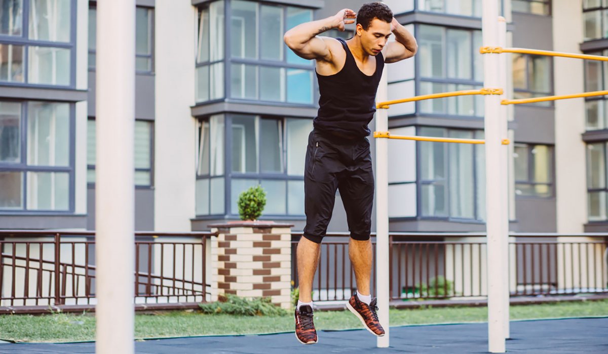 Фитнес берпи упражнение