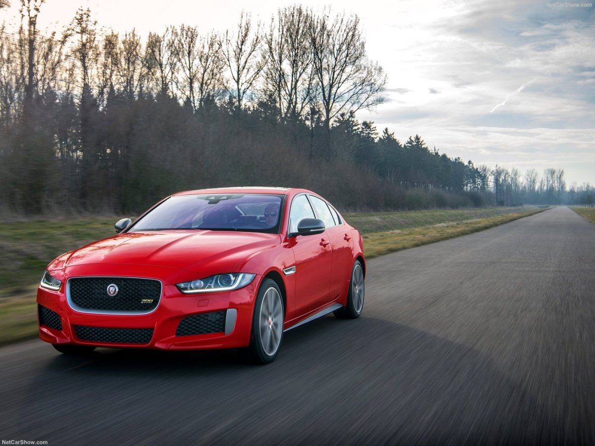 Jaguar XF И xe
