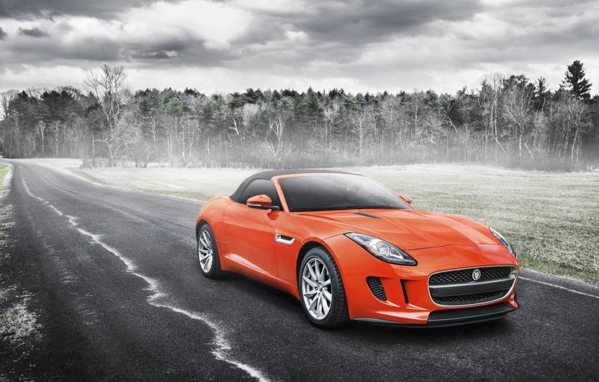 Jaguar f Type Red