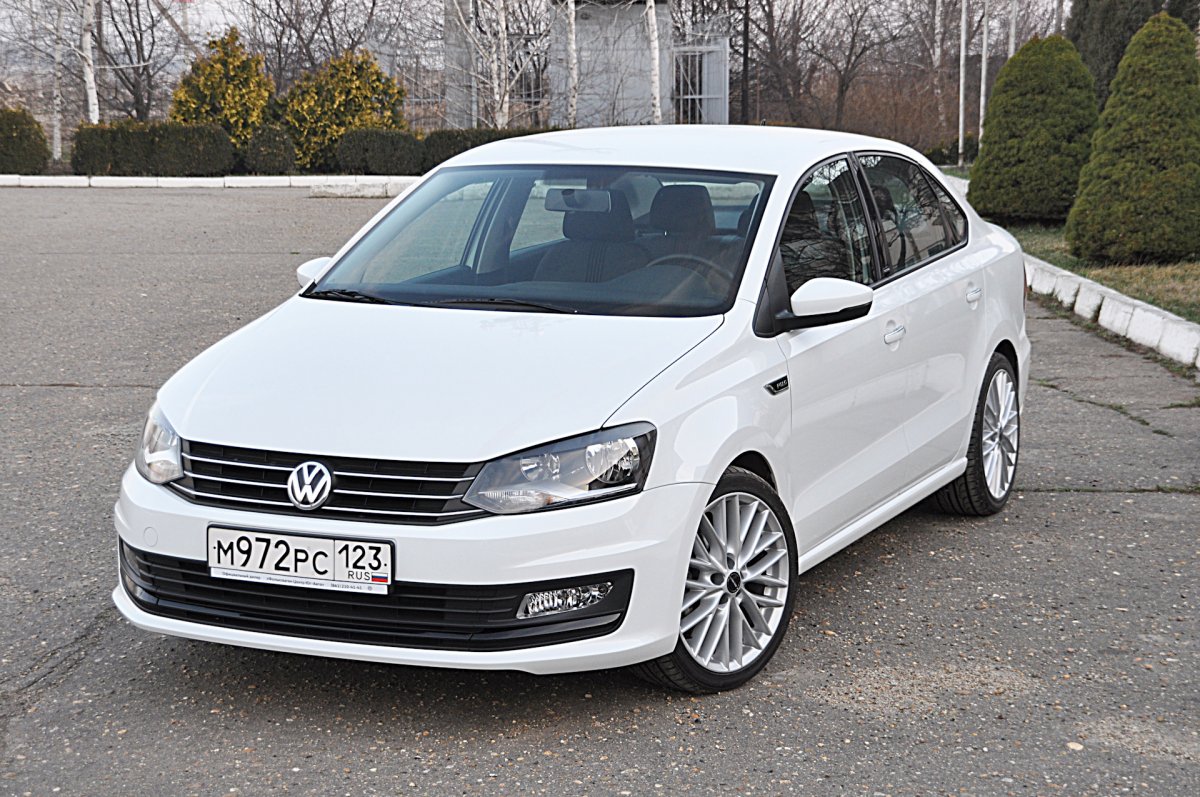 Volkswagen Polo sedan