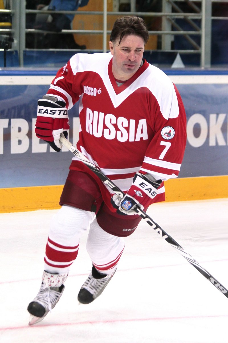 Сергей Светлов хоккеист СССР