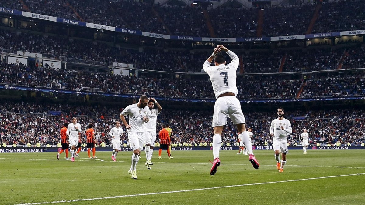 Прыжок Кристиано Роналдо