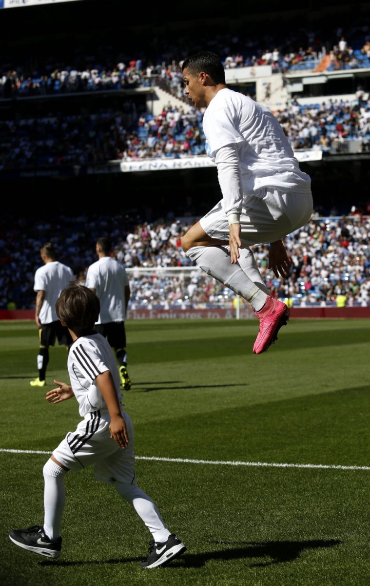 Cristiano Ronaldo Jump